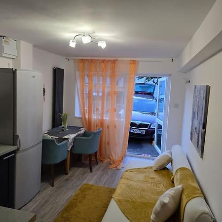 Cozy Flat 1 Bedroom Hucclecote Luaran gambar