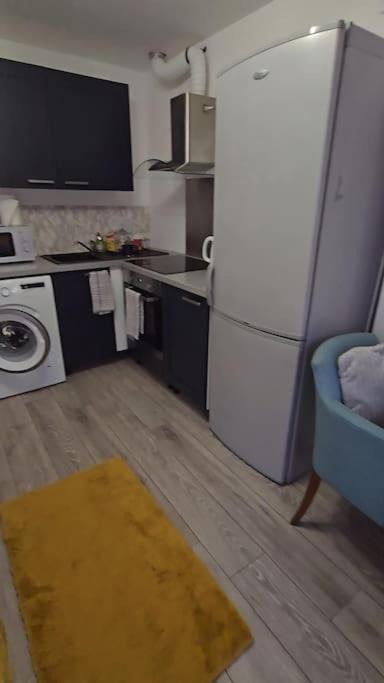 Cozy Flat 1 Bedroom Hucclecote Luaran gambar