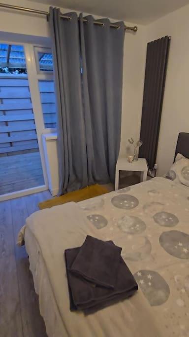 Cozy Flat 1 Bedroom Hucclecote Luaran gambar